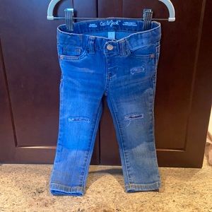 Cat & jack skinny jeans with sparkle cut out on knees 2T